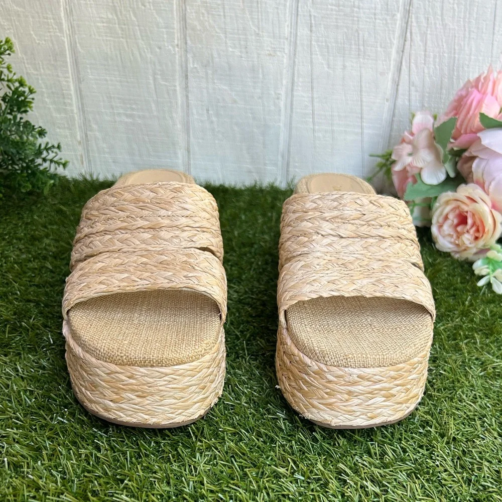 Larroudé Women's Ash Braided natural  Raffia Flatform Sandals size 6.5 like new